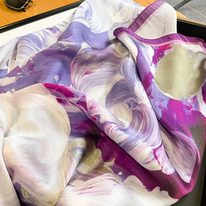 Sciarpa con stampa floreale Graffiti personalizzata <span class=keywords><strong>Foulard</strong></span> sciarpa quadrata in <span class=keywords><strong>pura</strong></span> <span class=keywords><strong>seta</strong></span> al 100% per le donne piccola Bandana eleganti sciarpe corte in <span class=keywords><strong>seta</strong></span> - Product Image 6