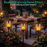 Lampe solaire à effet flamme, lampadaire de jardin extérieur étanche, lampe de paysage à effet de feu vacillant, lumière solaire pour allée
