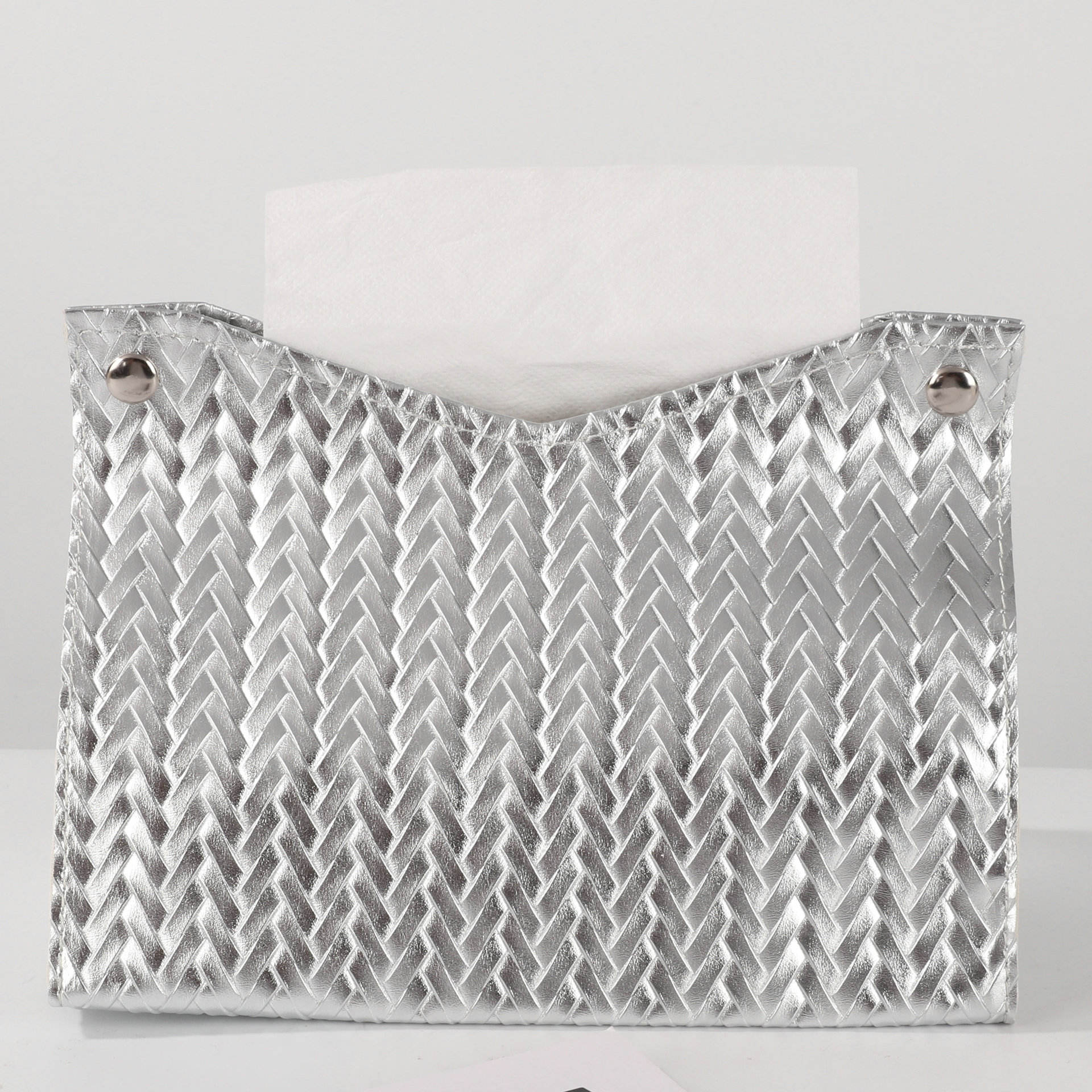 ลายบิดเกลียวสีเงิน