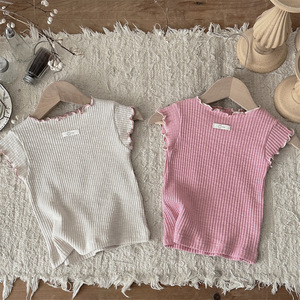 Vente en gros – Nouveauté Été 2026 – Hauts côtelés unis à manches courtes pour bébés filles - Product Image 2