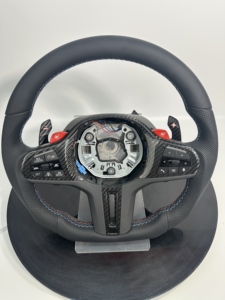 Volant sport en cuir Alcantara Nappa, fibre de carbone forgée, texture de cuir blanc personnalisée pour <span class=keywords><strong>BMW</strong></span> X <span class=keywords><strong>M</strong></span> Series F G Chassis - Product Image 4