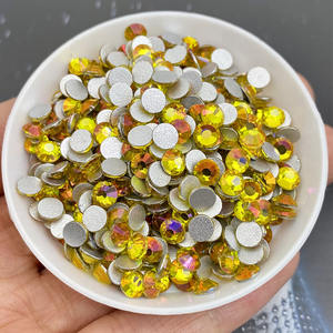 Vente en gros Fond plat Nail Art Pierre de verre Fond argenté Fond d'ongle en cristal Saphir Diamant clair Strass pour robe de danse latine - Product Image 5