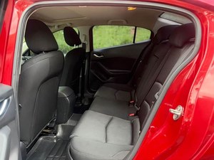 Voiture d'occasion <span class=keywords><strong>Mazda</strong></span> <span class=keywords><strong>3</strong></span> Angkesela 2015 <span class=keywords><strong>2016</strong></span> 2017, unité unique disponible à la vente, facile d'entretien, livraison rapide - Product Image 4