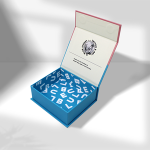 Emballage cadeau en papier avec fermeture magnétique de qualité supérieure pour tatouage - Product Image 3
