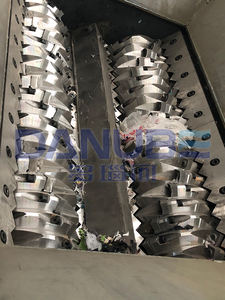 เครื่องหั่นขวดแก้วแบบสองเพลาเครื่องทำลายเศษแก้วความจุสูง - Product Image 2