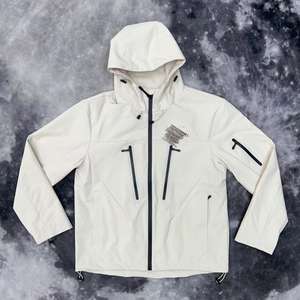 Chaqueta de Senderismo Estilo Capucha, Chaqueta de Montañismo Ligera de Tres Capas Sellada Resistente a la Presión, Uniforme de Fútbol - Product Image 1