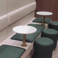 Table basse moderne de luxe en métal et table d'appoint décorative pour cafés, salons de thé et bars à thé