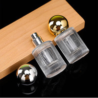 Mini bouteille de parfum de voyage de luxe 15 ml bouteille de parfum de pulvérisation de sertissage bouteilles de parfum d'huile de verre de brume fine de luxe uniques 15 ml
