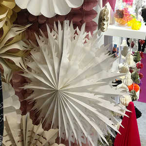 Abanico de Papel con Diseño de Copo de Nieve de 24 Pulgadas, Decoración Ecológica para Colgar en la Pared, Ideal para Fiestas de Cumpleaños - Product Image 2