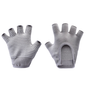 Gants antidérapants professionnels de sport et de yoga, sans doigts, respirants, à cinq doigts, pour le yoga aérien, transfrontalier - Product Image 1