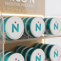 Présentoir de comptoir personnalisé à 4 niveaux pour sachets de nicotine, idéal pour la vente de Snus et les boutiques de tabac