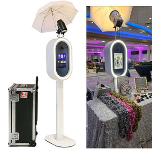 Kiosque photo ovale personnalisable pour selfies avec iPad et appareil photo reflex numérique, coque de photobooth avec flight case et éclairage RGB pour mariage - Product Image 1