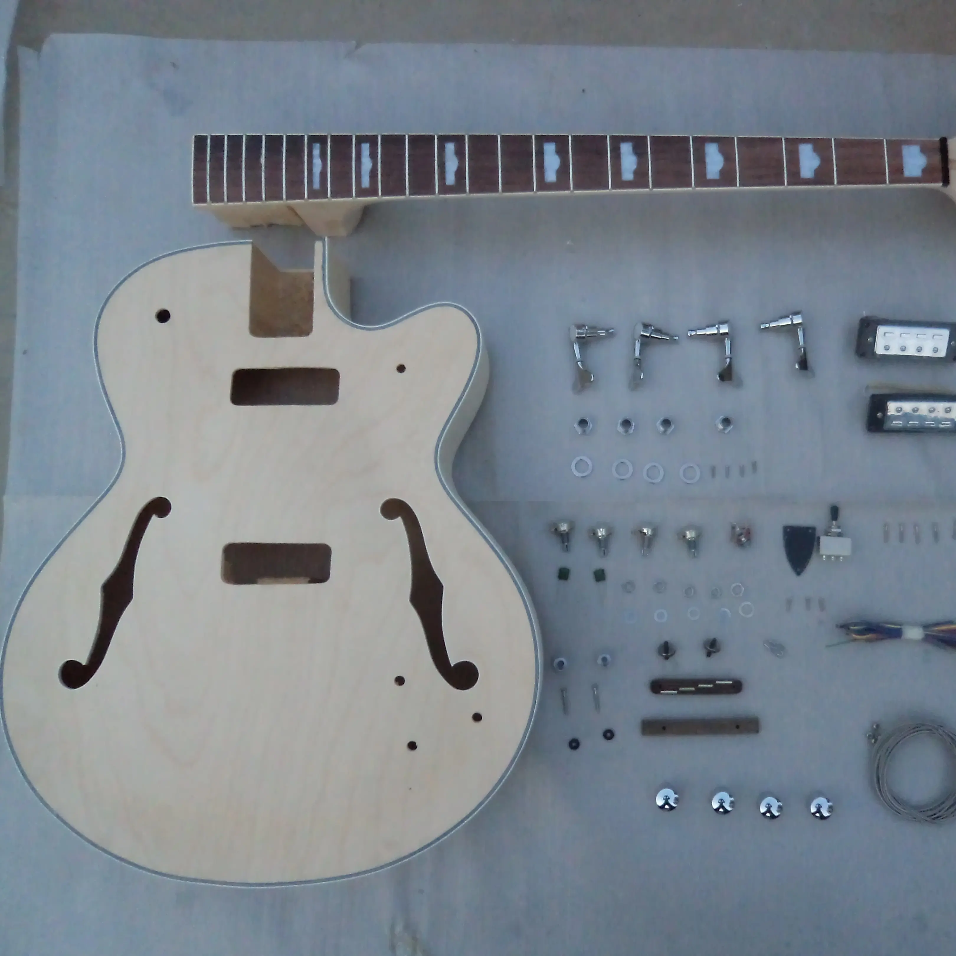 Kit de guitarra eléctrica Luthier, proyecto sin terminar, estilo de cuerpo semihueco, bricolaje, BK011