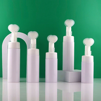 Bouteilles de savon liquide blanc 100ml 120ml 150ml 200ml 220ml en forme de cœur, mousse nettoyante, flacon à mousse avec tête de brosse en silicone