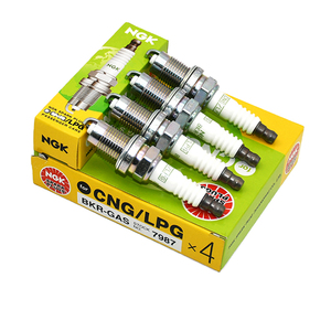 Bougies d'allumage durables Allumage à l'arc fiable Composants de moteur automobile Réponse du moteur améliorée Consommation de carburant réduite - Product Image 5