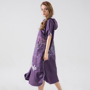 Serviette de plage en microfibre sans sable avec <span class=keywords><strong>poncho</strong></span> à capuche <span class=keywords><strong>Poncho</strong></span> de changement de <span class=keywords><strong>surf</strong></span> en polyester personnalisable compressé pour la vente en gros - Product Image 6