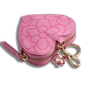 Vente flash - Porte-clés en cuir avec logo personnalisé imprimé, sac vintage rose en forme de cœur - Product Image 5