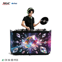 Table de présentation LED haut de gamme pour DJ, écran LED incurvé à haute fréquence de rafraîchissement pour soirées en club, mariages et comptoirs d'accueil pour salons professionnels