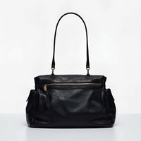 Sac fourre-tout en cuir souple grande capacité noir pour femme avec poignée supérieure, poche avant zippée, poches latérales, logo personnalisé