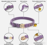 Collier personnalisé réglable en velours côtelé pour petit chat ou chien, avec boucle de sécurité détachable, clochette et plaque d'identification personnalisée avec numéro et nom.