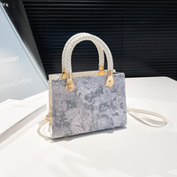 Nouveau Sac à bandoulière pour femme 2025 en PU avec broderie imprimée, texture de luxe léger, style niche, doublure polyester