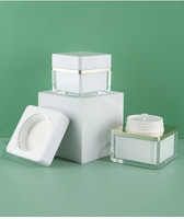 Bouteille carrée vide de voyage portable personnalisée avec pulvérisateur à pompe Emballage cosmétique unique pour la peau Lotion capillaire et ensemble de bocaux