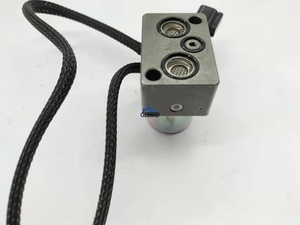 Pièces OEM XPower Noir Nouveau Vanne Solénoïde d'Excavatrice PC200-7 PC200-8 PC210-8 PC220-8 PC200-8MO 702-21-60700 - Product Image 2