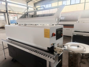 เครื่องปิดขอบไม้แบบอัตโนมัติ JUNDE OEM/DOM JDFB-501 6.5Kw สำหรับงานไม้ ผลิตภาพสูง ตัดแต่งขอบไม้ได้ในครั้งเดียว - Product Image 5