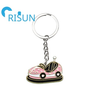 Portachiavi in Metallo Smaltato Personalizzato all'Ingrosso, Divertente Gioco Hot Wheels Bump Toy, Llavero <span class=keywords><strong>per</strong></span> Bambini, Portachiavi Auto Bumper Kart - Product Image 3