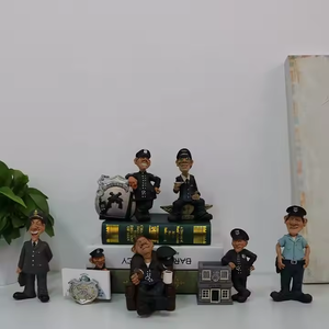 Carino in resina artigianato cartone animato statua poliziotto agente di polizia scultura umorismo figurine per camera da letto decorazione regalo per bambini - Product Image 6