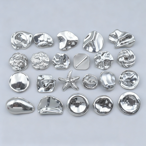 High Quality Customized Shape Eco-friendly Plating Zinc Alloy <strong>Buttons</strong> Silver Women Garment 2-4 Holes <strong>Metal</strong> <strong>Buttons</strong> Sewing <strong>Button</strong> - Product Image 2