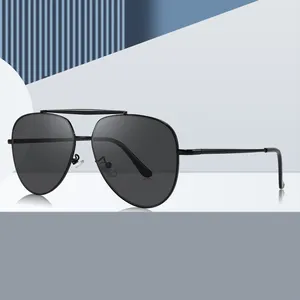 European Design Doppelbrücke Sonnenbrille Metallrahmen Sonnenbrille benutzer definierte Logo Aufkleber für Brillen