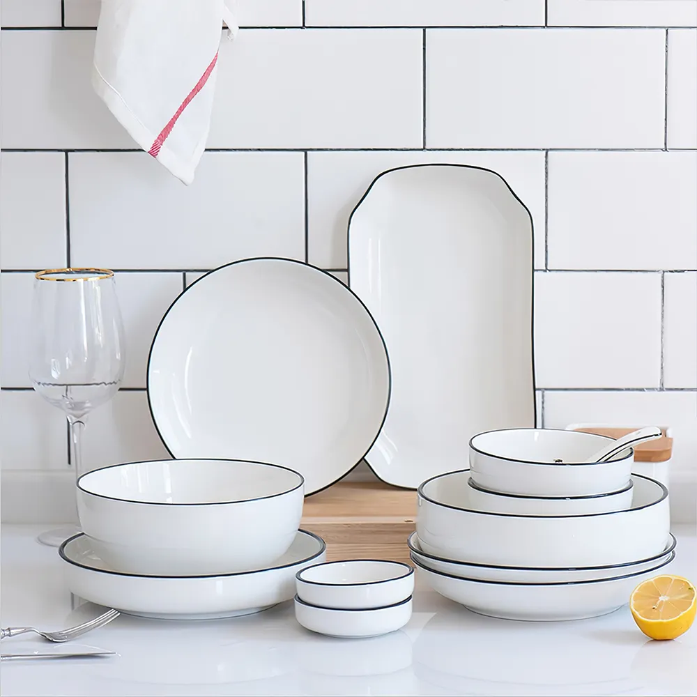 Vente en gros Vaisselle personnalisée Service de table en porcelaine blanche vaisselle en céramique services de table assiettes