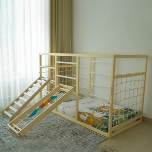 Cama de suelo para niños con dos tipos de marcos de escalada escalables en todos los lados Cama <span class=keywords><strong>Montessori</strong></span> sólida y segura hecha de madera pura - Product Image 1