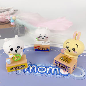 Venta al por mayor Chiikawa autodespreciable oso estatuilla: Chiikawa reloj, Decoración <span class=keywords><strong>de</strong></span> Pastel <span class=keywords><strong>de</strong></span> escritorio, Usagi cápsula juguete Hachi <span class=keywords><strong>desesperación</strong></span> estatuilla - Product Image 4