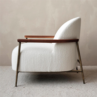 Chaise de bar moderne de luxe en velours avec pieds en métal pour usage commercial