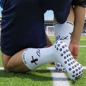 Chaussettes de football antidérapantes personnalisables avec grip, coussinets en tissu éponge absorbant la transpiration, chaussettes de football OEM avec logo personnalisé, taille pour hommes, jeunes et équipes - Product Image 6