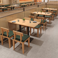 Ensemble table et chaises de restaurant 4 places en bois massif moderne, personnalisable gratuitement, durable, écologique, facile à nettoyer, avec structure métallique, usage commercial