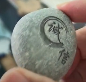 20W 30W 50W 60W Small Lightweight <strong>Portable</strong> Desktop 3D Relief Deep Engraving Metal Stone Fiber <strong>Laser</strong> Engraving Engraver <strong>Machine</strong> - Product Image 2