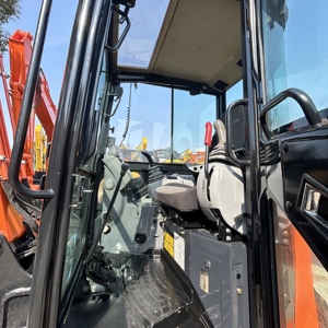 Mini-excavatrice Hitachi Zaxis 55 d'occasion de haute qualité, 5,5 tonnes, avec chenilles en caoutchouc, modèle Hitachi Zx55/zx55u/zx55us/zx55usr, à vendre - Product Image 4