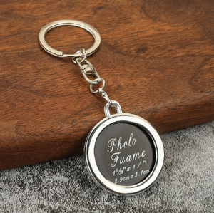 Porte-clés avec mousqueton en alliage de zinc créatif pour couple, cadre photo, forme 3D, personnalisé - Product Image 4