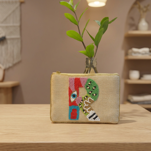 Bolso de mano artesanal con cuentas de perlas y detalles decorativos, cierre de cremallera seguro, bolso compacto para mujer para eventos especiales. - Product Image 4