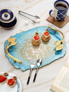 Bandeja de Resina Hecha a Mano para Servir Aperitivos, Bebidas, Café y Desayuno en la Cama, También para Exhibición Decorativa, Disponible para Exportación - Product Image 3