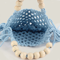 Sac fourre-tout chic coréen en coton crocheté, couleur bonbon, avec poignée en perles de bois et pompon, idéal pour la plage et les voyages, couleurs personnalisables
