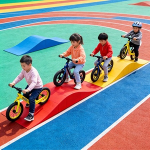 Piste à pompe de conception nouvelle, en plastique modulaire, pour skatepark en plein air - Matériel PP, sûr, durable, antidérapant, robuste - Product Image 2