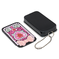 Boîte en métal rectangulaire coulissante personnalisée avec porte-clés, étui à pilules en forme de cœur orné de strass, emballage pour bonbons mentholés
