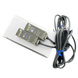 Nouveau capteur photoélectrique E3S-CT61 2m en stock - Product Image 3