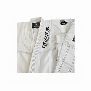 Kimono de Jiu-jitsu brésilien sur mesure, fabrication en gros pour la compétition et l'entraînement, BJJ Gi avec logo personnalisé - Product Image 1