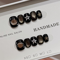 Faux ongles courts carrés rétro américains faits main, motif étoile rouge et œil de chat bleu, avec perles métalliques, pour manucure jeune et tendance