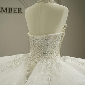 Robe de mariée bouffante pour femme, modèle GT26035, avec col bateau, volants, sequins, appliques en dentelle et cristaux, traîne chapelle - Product Image 6